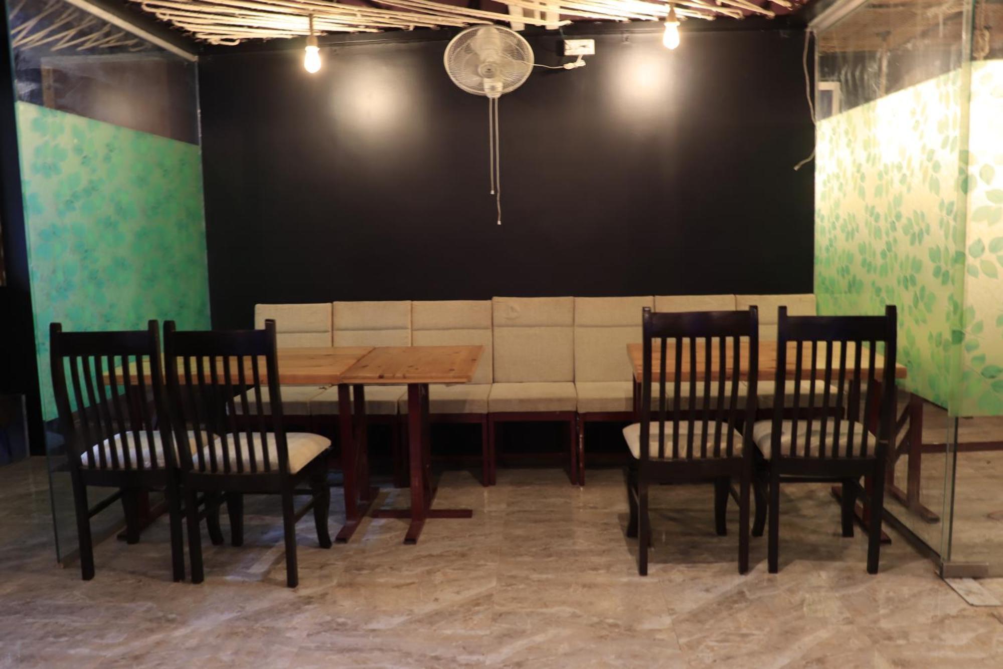 Balaji Gold Inn Hotel Hubballi Exteriör bild